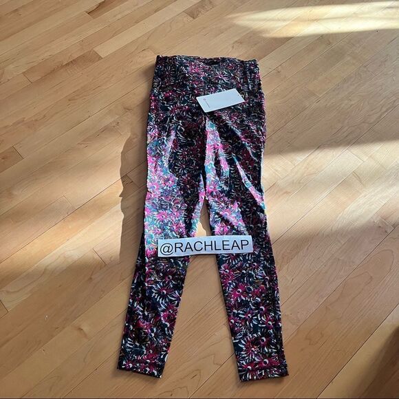 Lululemon Swift Speed High-Rise Tight 28" - Picture 4 of 7